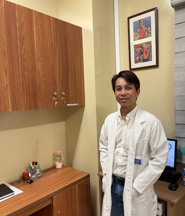 Bác sỹ Nguyễn Ngọc Tú – Khi một bác sĩ y học bào thai nhìn vào bữa ăn của con: “đừng nuôi bằng lo lắng”