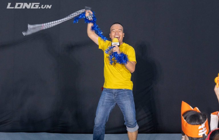 Phạm Văn Bình cho tôi hiểu cách “dạy kỹ năng cho trẻ” mà không cần nói một chữ về giáo dục