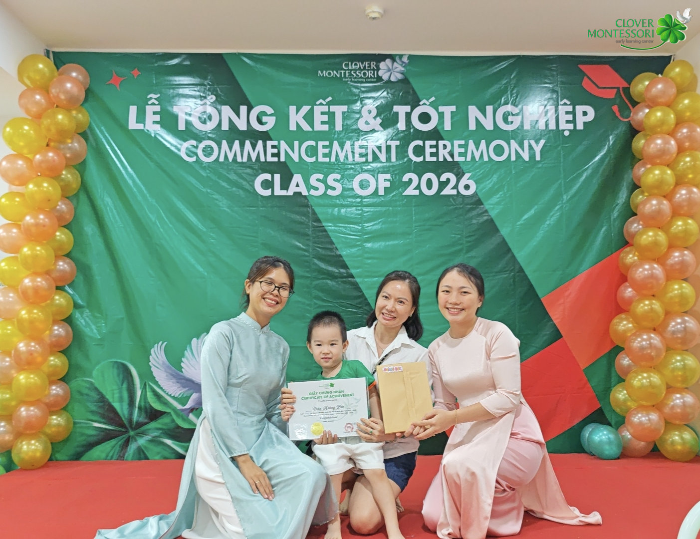 Lễ tổng kết và tốt nghiệp của các bé tại Clover Montessori