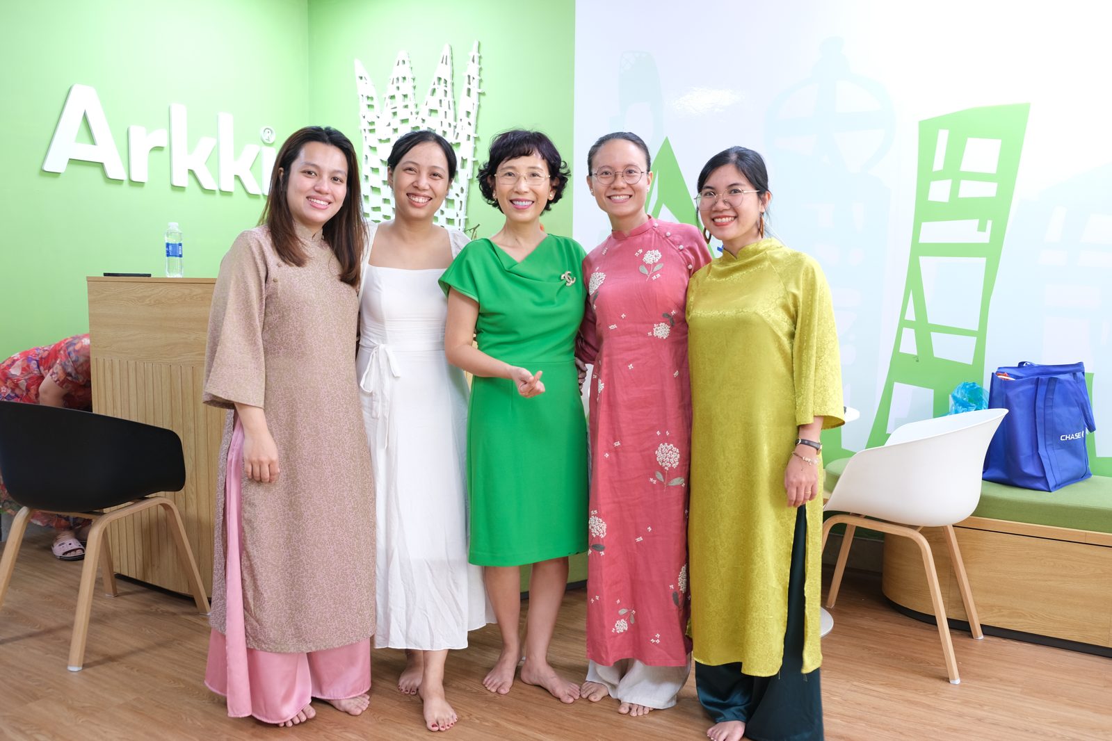 Đội ngũ Clover Montessori, những con người thực hiện phương pháp Montessori mỗi ngày bên trẻ